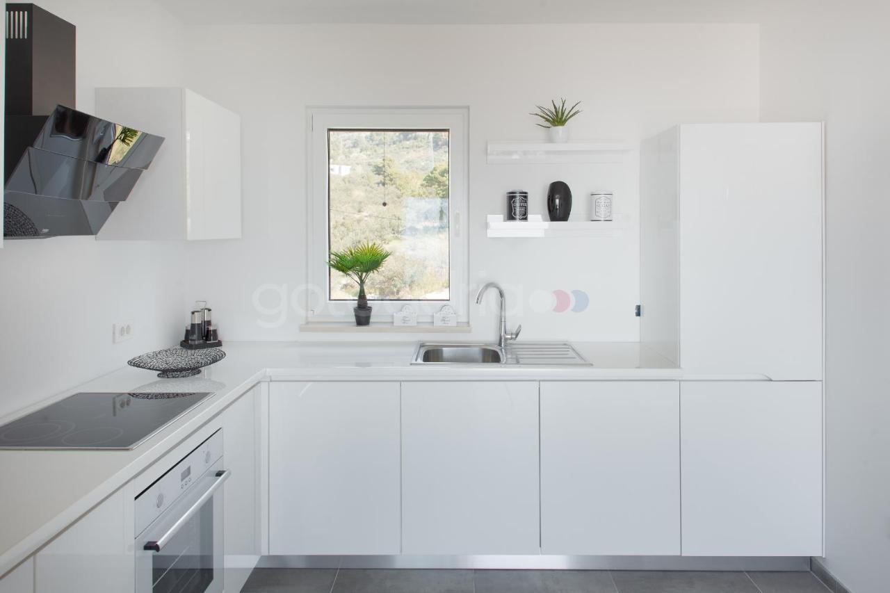 Luxury Apartment Sofia -Free Beach Parking Makarska Exterior foto