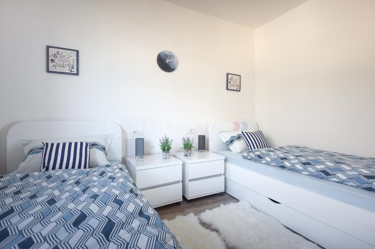 Luxury Apartment Sofia -Free Beach Parking Makarska Exterior foto